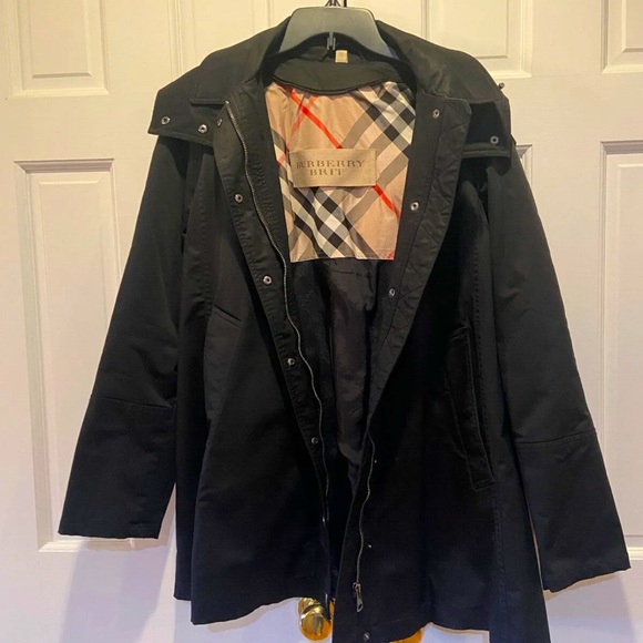 Burberry Coat - Picture 1 of 9